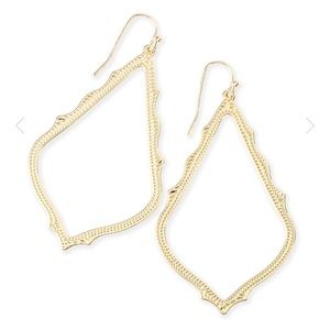 Kendra Scott Sophee Drop Earring in Gold